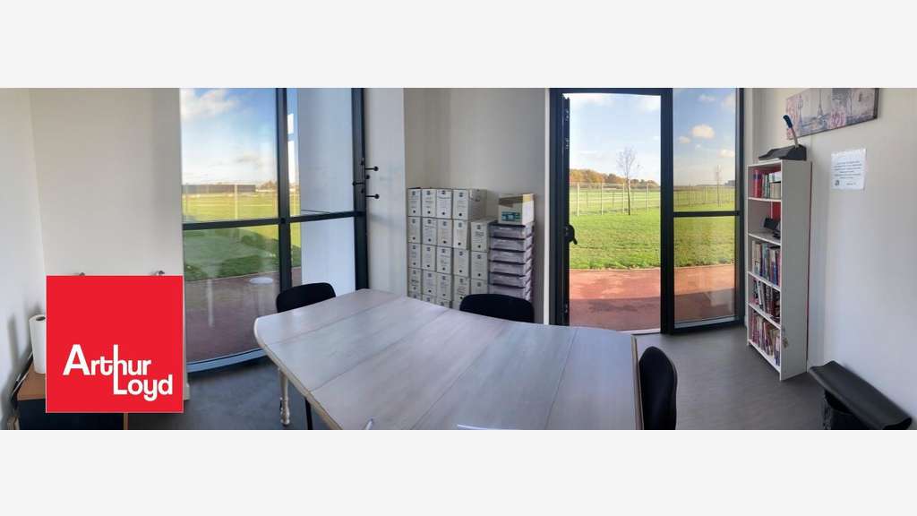 A louer bureaux de 169m² en RDC à Chartres 