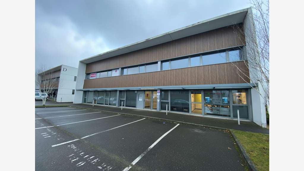 Bureaux de 136m² à louer za Gellainville Chartres