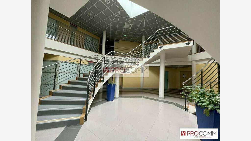 CHARTRES - BUREAUX à louer