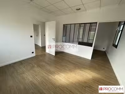 Bureaux de 108m² à louer à Chartres les Propylees
