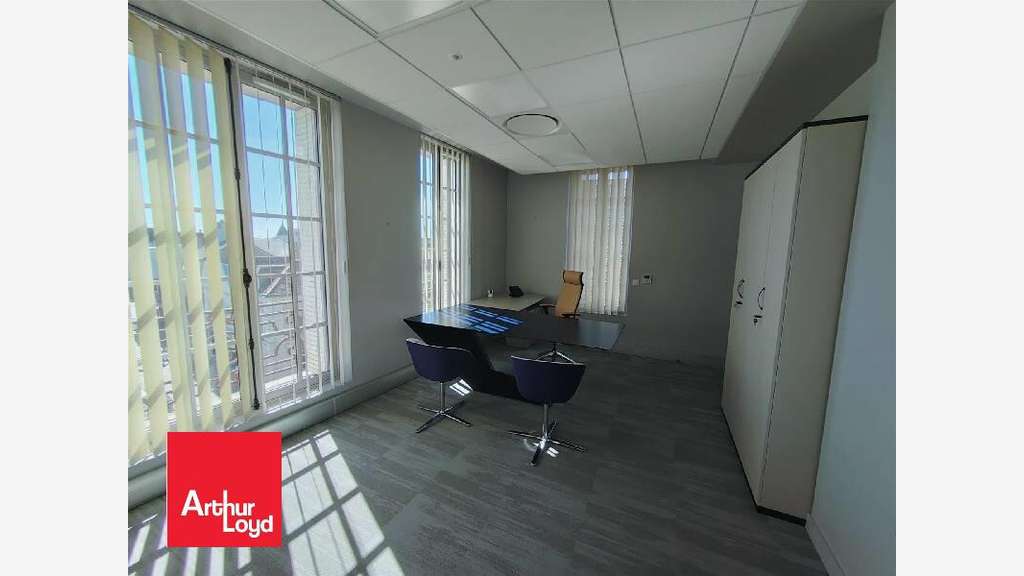A louer bureaux neufs de standing 150m² à Chartres
