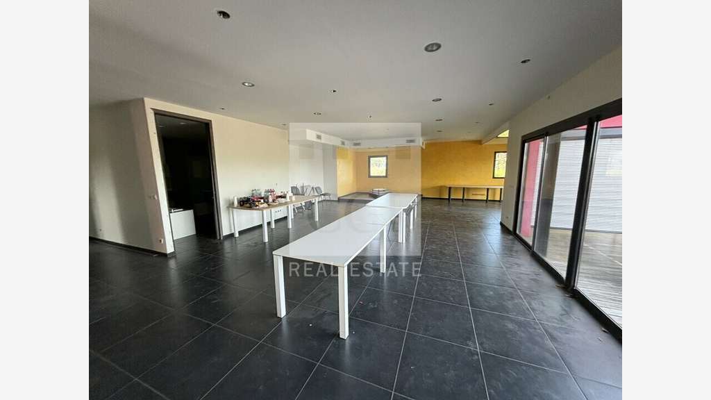 Bureaux à partir 247m² à louer à Chasse-sur-Rhône