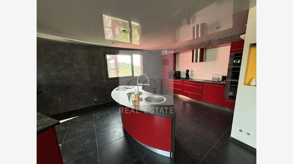 Bureaux à partir 247m² à louer à Chasse-sur-Rhône