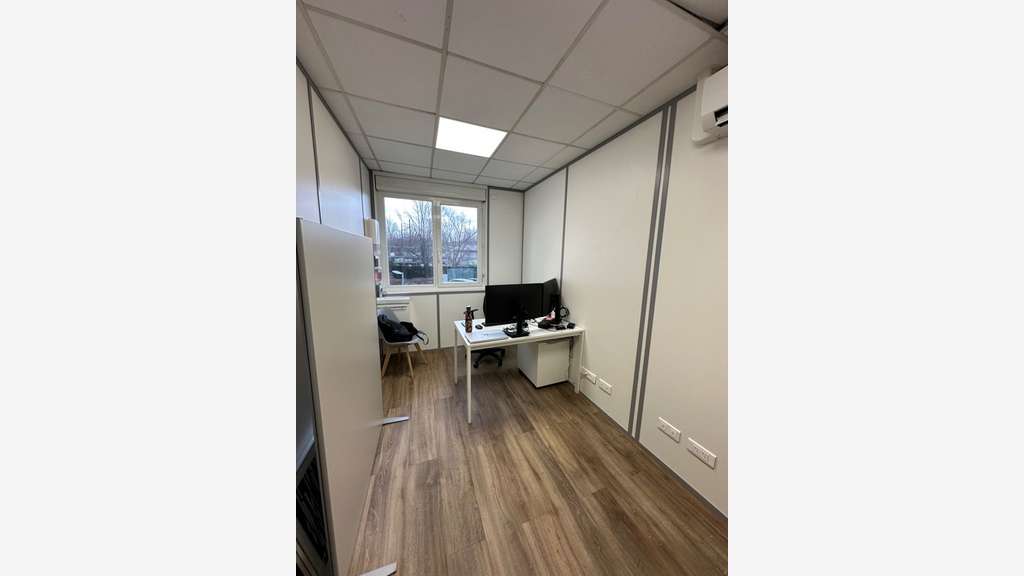 Bureaux 12m² à louer centre médical Chasse / Rhône