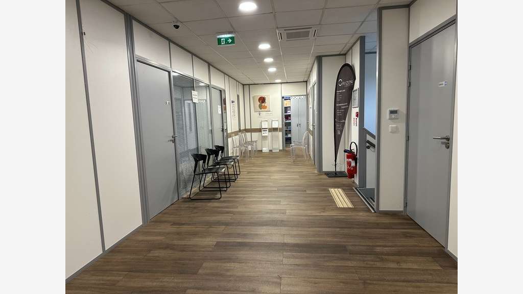 Bureaux 12m² à louer centre médical Chasse / Rhône