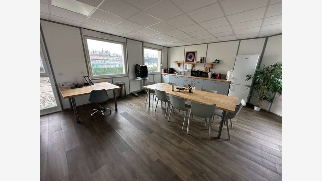 Bureaux de 36m² à louer à Chasse sur Rhône (38)