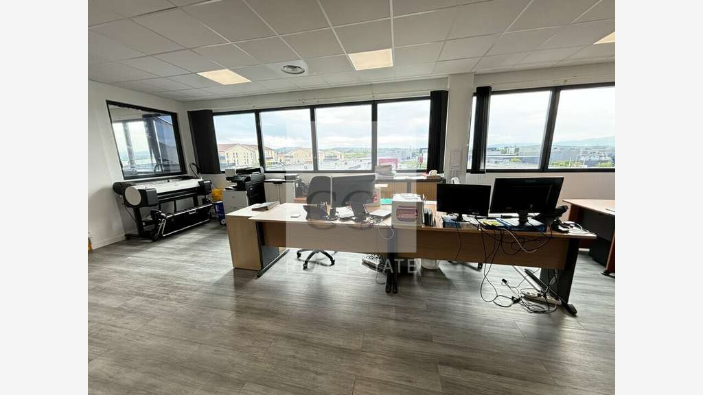 A louer bureaux 115m² proche A46 Chasse-sur-Rhône