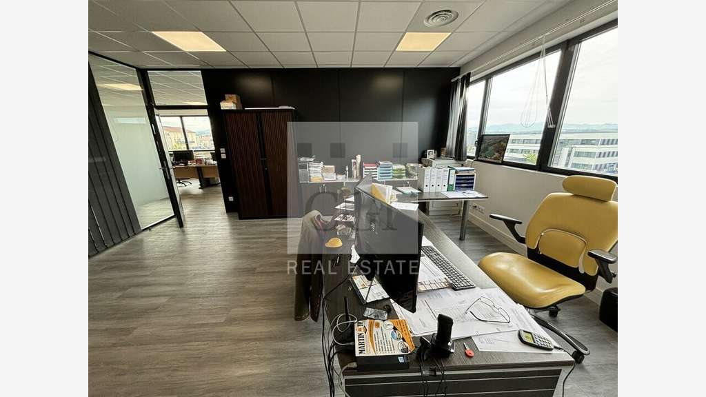 A louer bureaux 115m² proche A46 Chasse-sur-Rhône