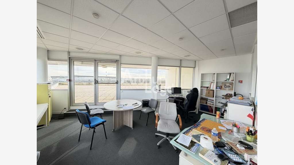 Bureaux 242m² à louer Technopole du Futuroscope
