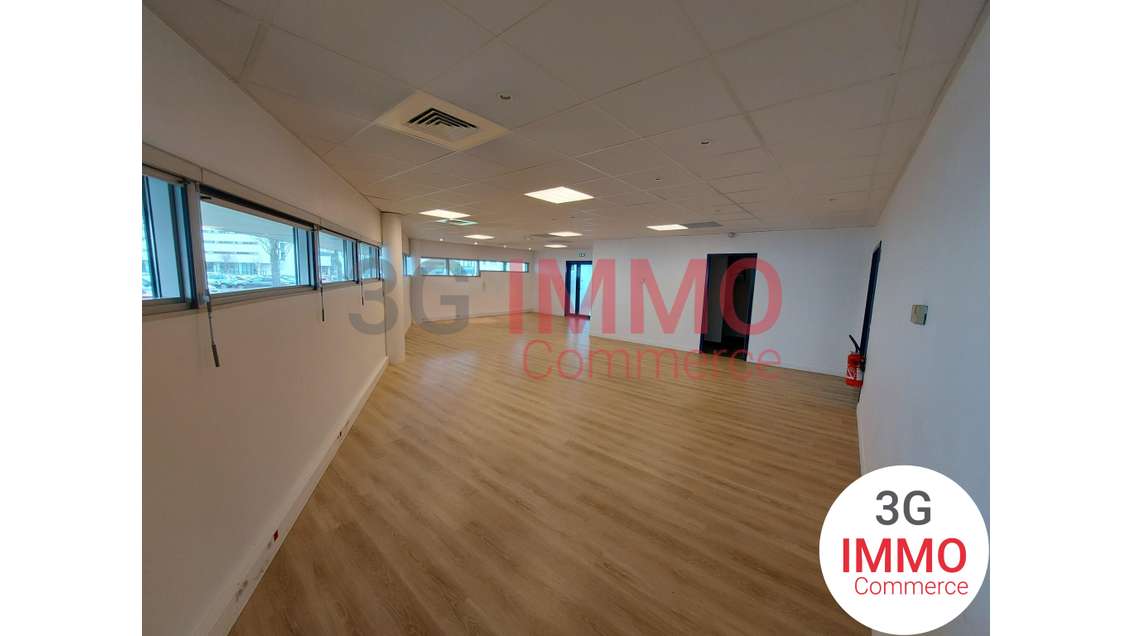 A louer bureaux 159m² RDC à Chasseneuil-du-Poitou