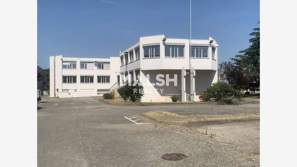 Bureaux - A louer - CHASSIEU - A partir de 165 m²