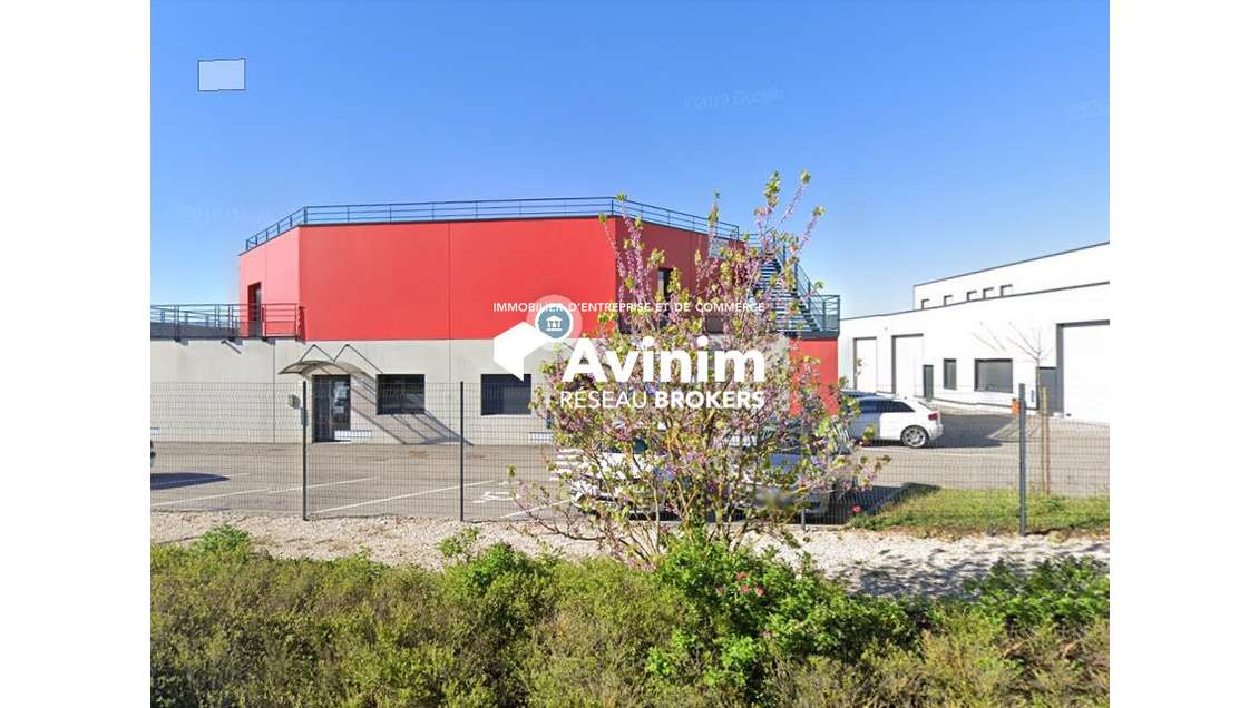 REF1522 CHATEAU GAILLARD - BUREAUX ENV. 37 M² - A