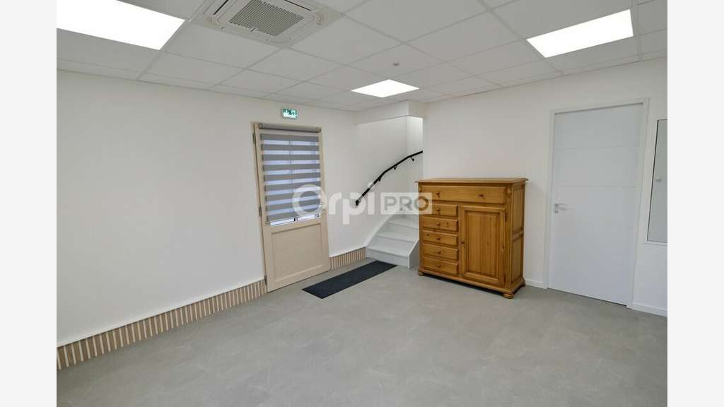 A louer bureaux 140m² à Château-Thébaud ZA Butay
