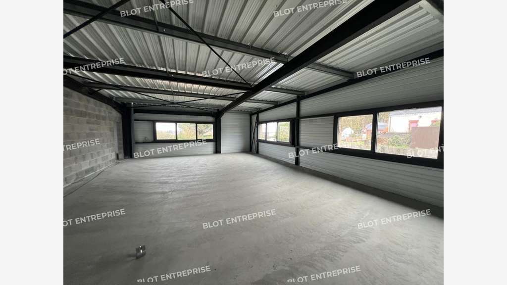 A louer bureaux 350m² ERP PMR à Châteaubriant