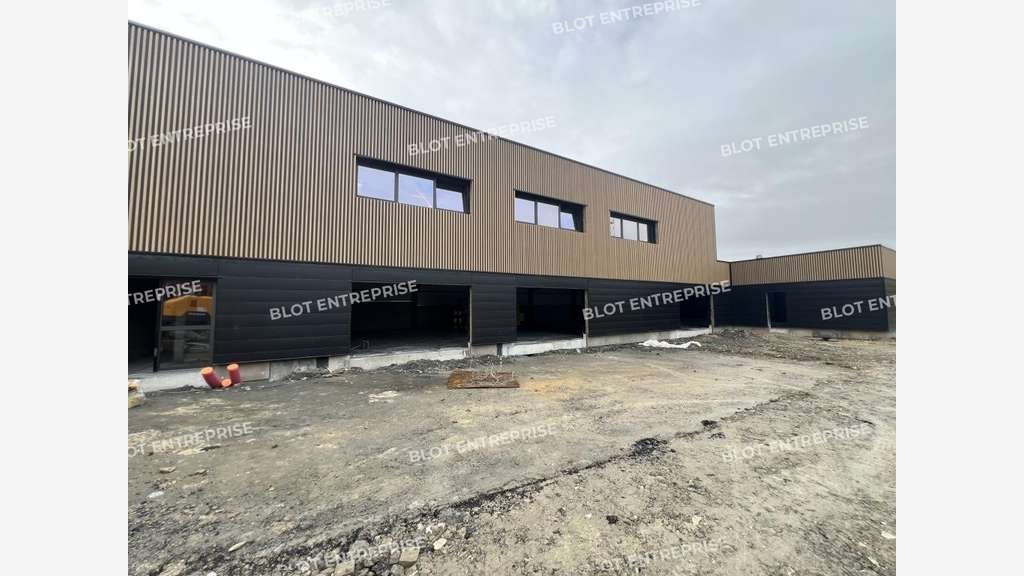 A louer bureaux 350m² ERP PMR à Châteaubriant