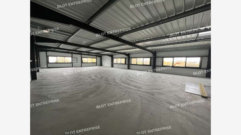 A louer bureaux 350m² ERP PMR à Châteaubriant