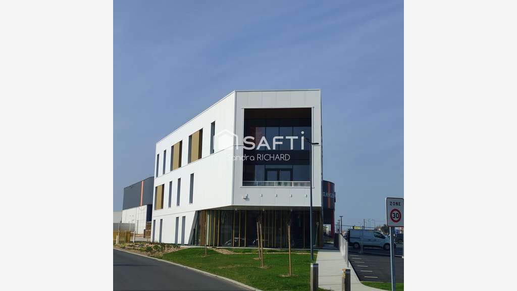 A louer plateau de bureaux neuf sur Châteaubriant