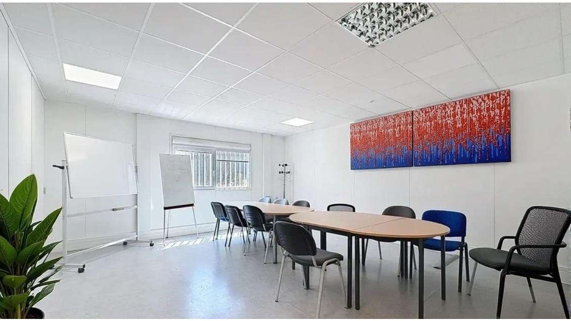 Location bureaux 500m² à Châteauneuf-les-Martigues