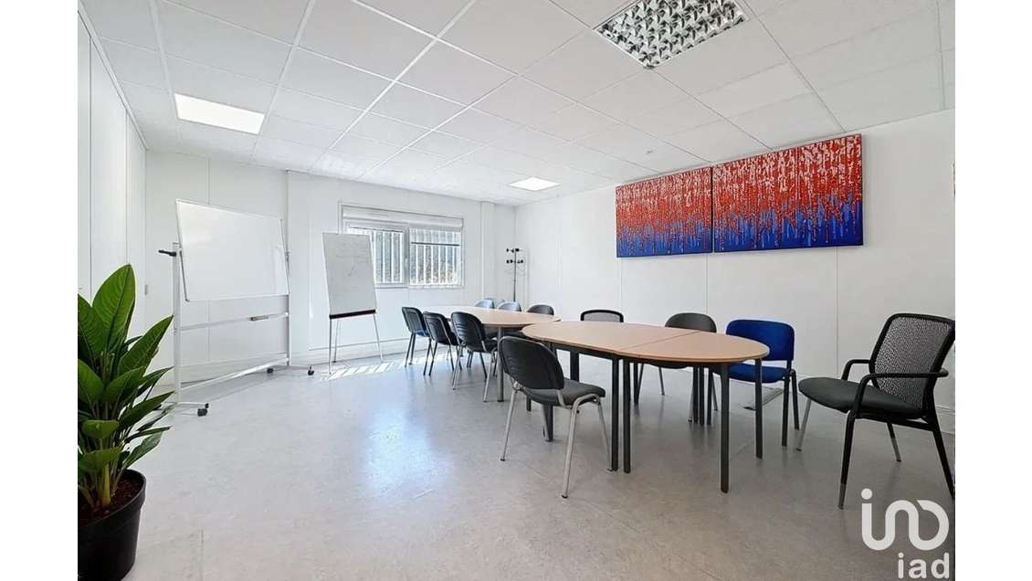 Bureau à Châteauneuf-les-Martigues