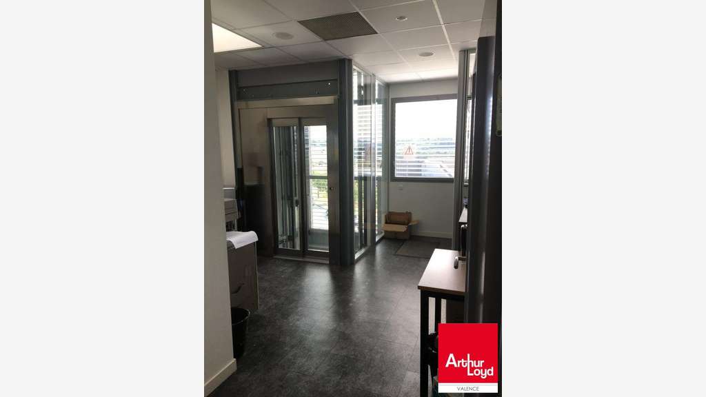 Bureaux de 254m² à louer à Valence parc d'affaires