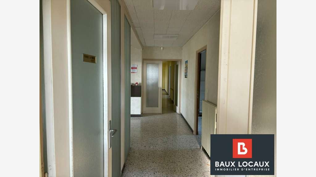 A louer bureaux 245m² périphérie de Châteaurenard