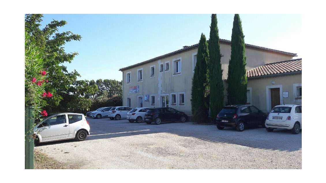 Bureaux 22m² RDC à louer à Châteaurenard