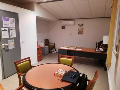 Bureaux 31m² à louer à Châteaurenard