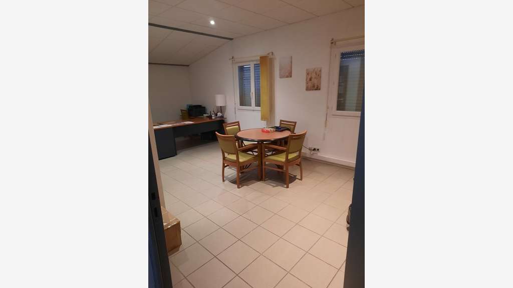 Bureaux 31m² à louer à Châteaurenard