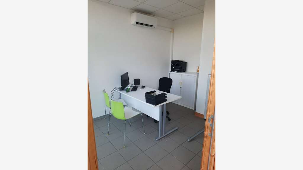 Bureaux à louer à Châteaurenard Espace Antigua