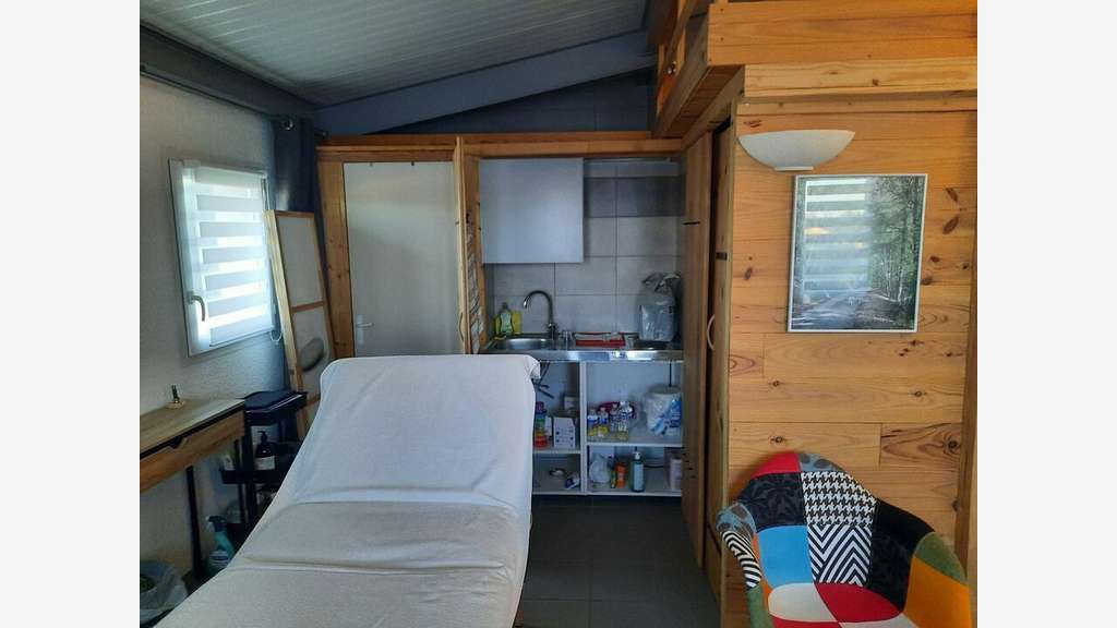 Bureaux 35m² R+1 à louer à Châteaurenard