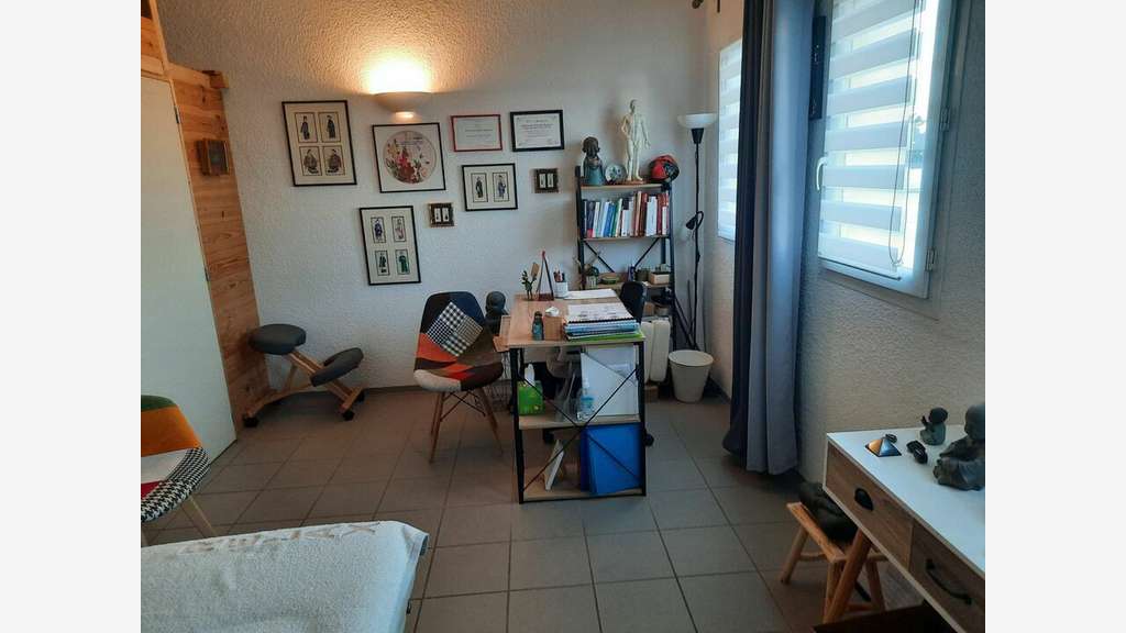Bureaux 35m² R+1 à louer à Châteaurenard