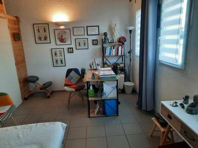 Bureaux 35m² R+1 à louer à Châteaurenard