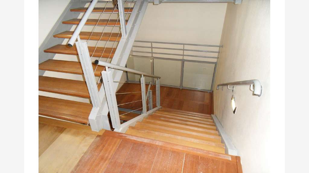À louer- Bureau de 6302 m² à Châteauroux- Indre (3