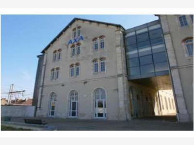 À louer- Bureau de 6302 m² à Châteauroux- Indre (3
