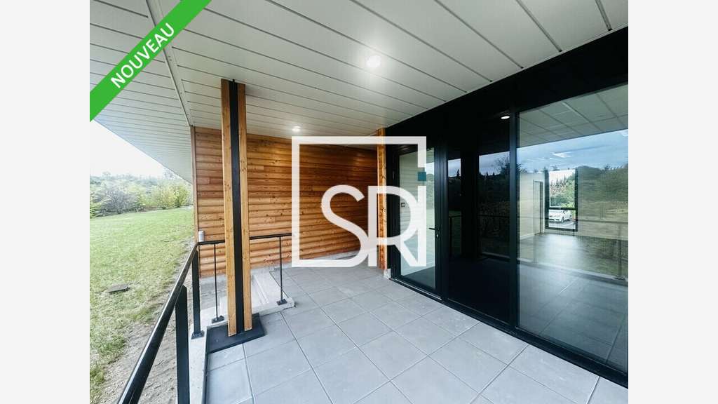 A louer bureaux 414 m², accès facile, Châtelguyon