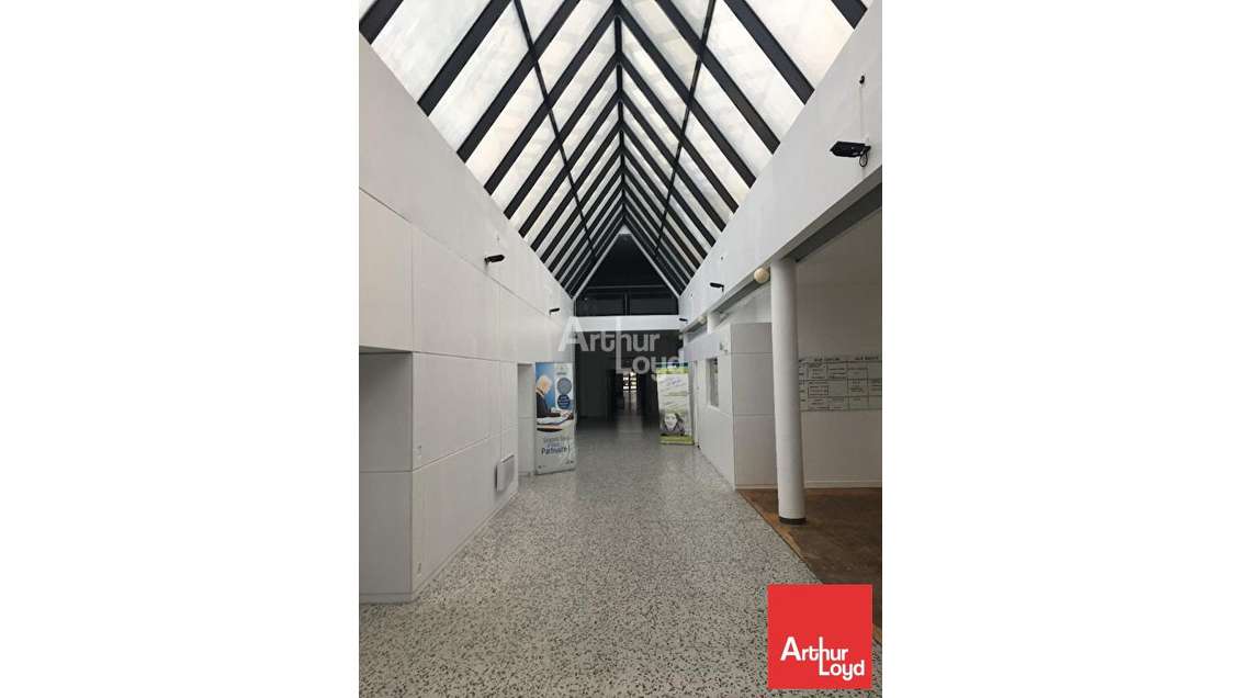 A louer local d'activité 33m² à Châtellerault A10