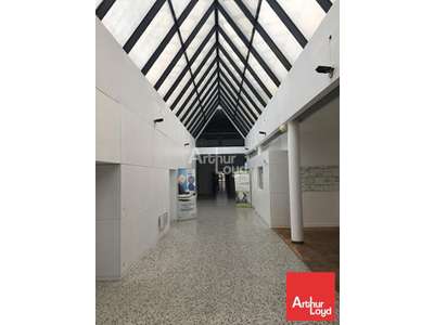 Location Locaux d'activités - Entrepôts à Châtellerault