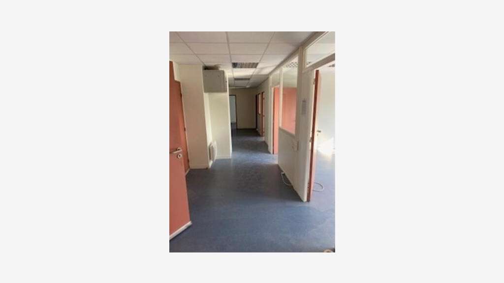 A louer ensemble de 4 bureaux à Châtellerault