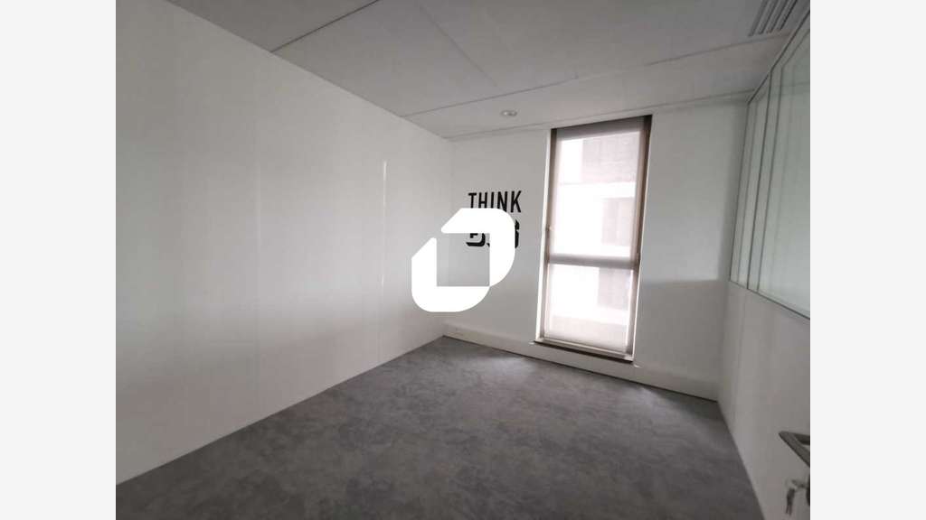 A louer Bureaux 2106m² Chatenay malabry