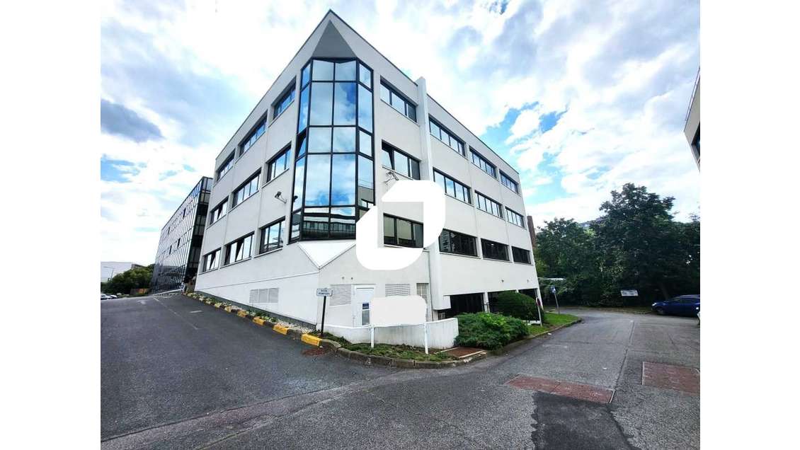 A louer Bureaux 203m² Chatillon