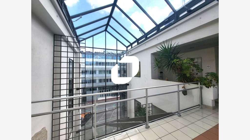 A louer Bureaux 203m² Chatillon