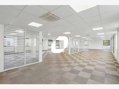 A louer Bureaux 574m² Chatou