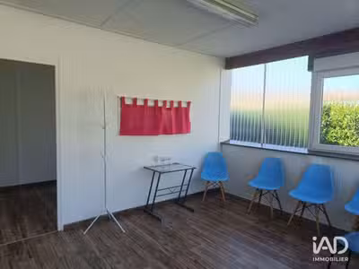 A louer bureau 100m² parking privatif à Chaudon