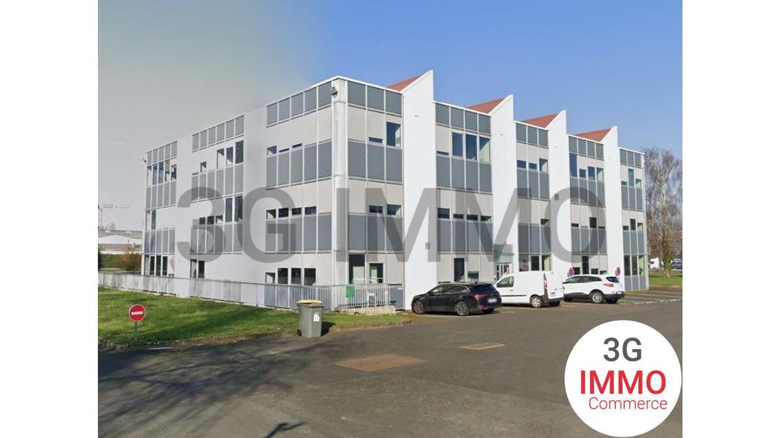 A louer bureaux 1560m² grand standing à Chauray