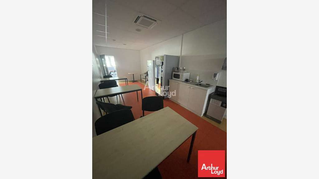 CHAURAY - BUREAUX à louer