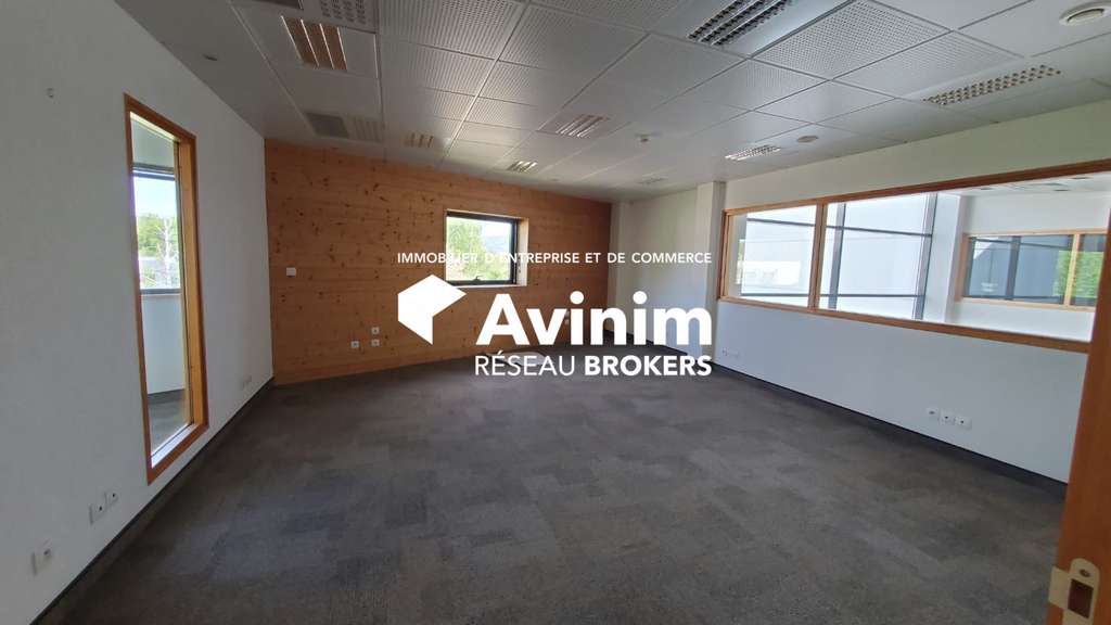 Bureaux 173 m² à louer - Parc Altaïs.