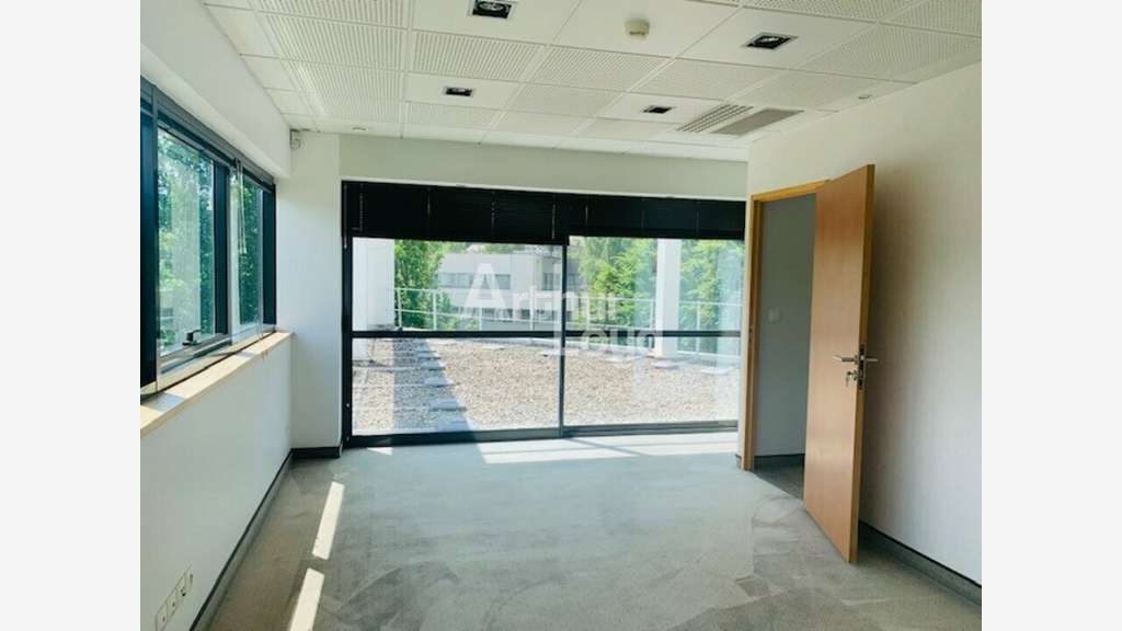 Bureaux 174m² à louer à Chavanod Parc Altaïs