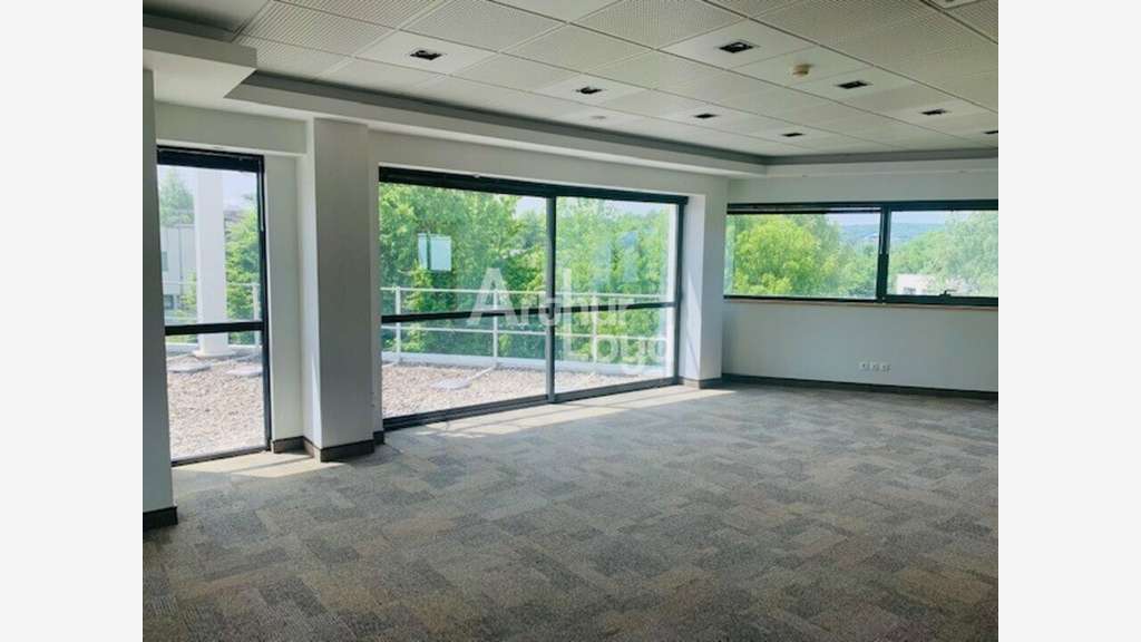 Bureaux 174m² à louer à Chavanod Parc Altaïs
