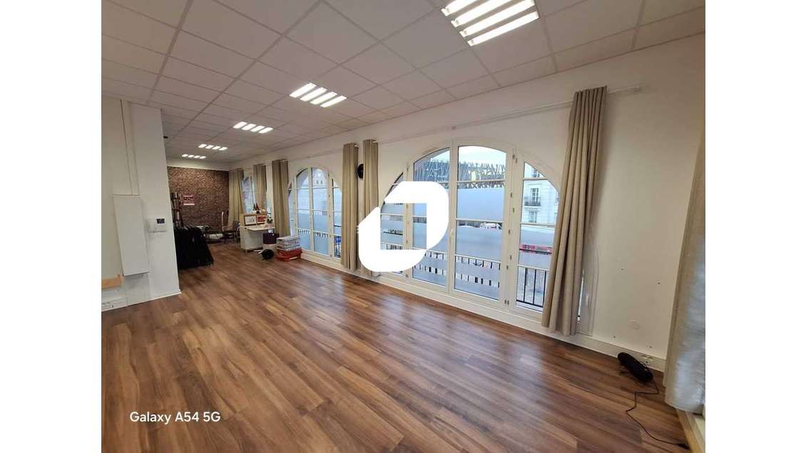A louer Bureaux 61m² Chaville