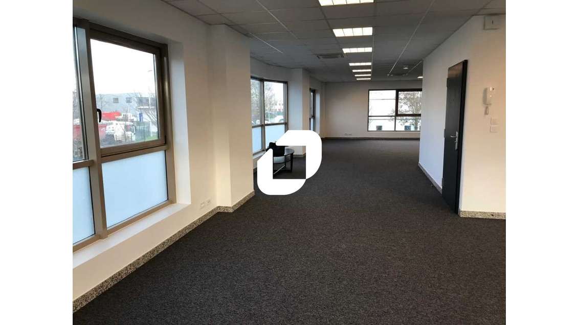 A louer Bureaux 104m² Chelles